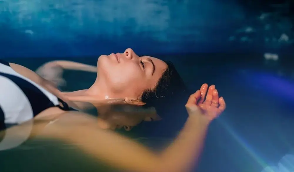 floating seanss Tallinnas stressi ja ärevuse leevendamiseks